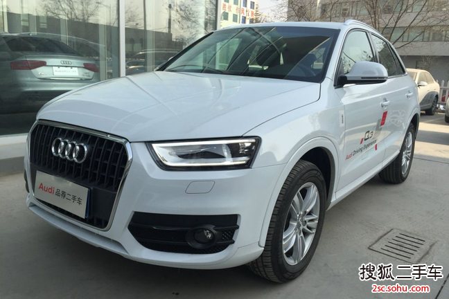 奥迪Q32015款35 TFSI 舒适型