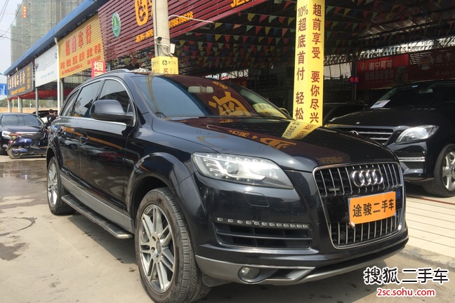 奥迪Q72012款3.0TFSI 技术型(245KW)