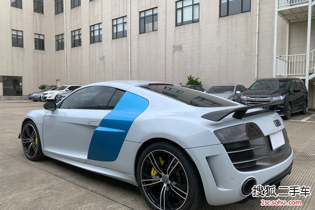 宁波二手奥迪R82013款5.2 FSI quattro 中国专享版价格65.8万 