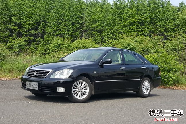 丰田皇冠2009款2.5L Royal特别强化版