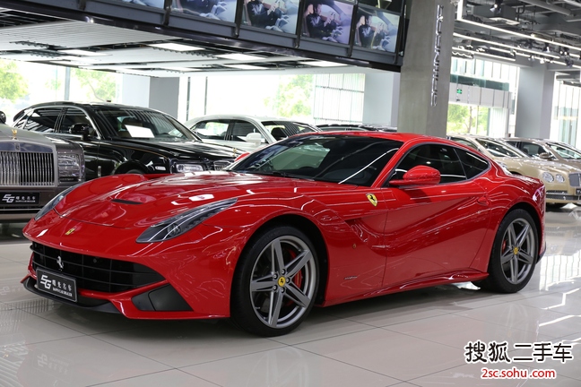 法拉利F12 berlinetta2013款6.3L 标准型