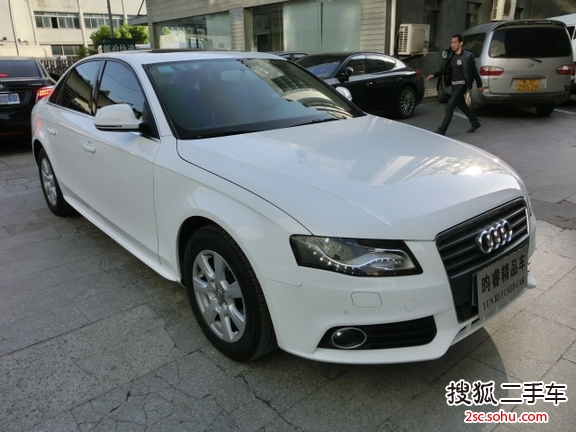 奥迪A4L2011款1.8TFSI 舒适型