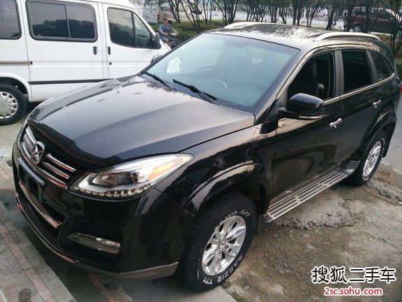 江铃驭胜2013款S350 2.4T 两驱自动柴油超豪华版7座