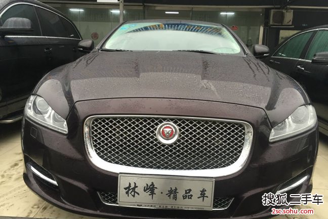 捷豹XJ2014款XJL 2.0T 两驱典雅商务版