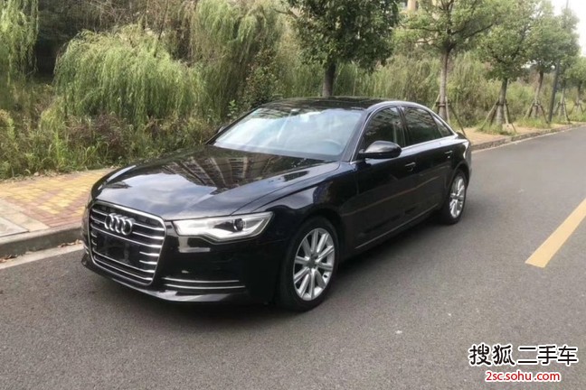 奥迪A6L2015款35 FSI quattro 技术型