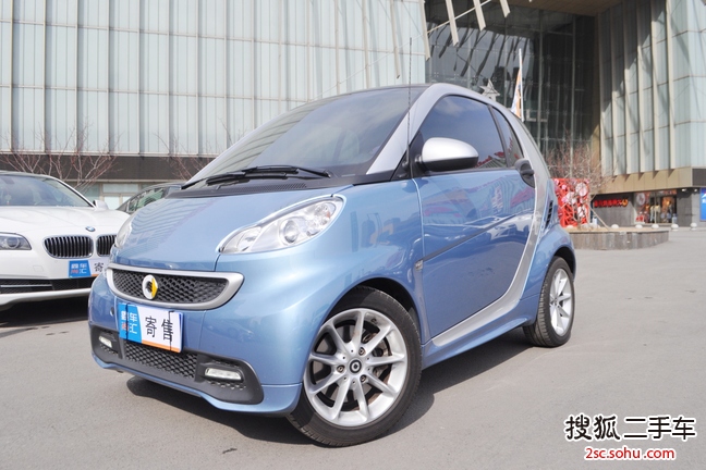 smartfortwo2012款1.0 MHD 敞篷激情烈焰特别版