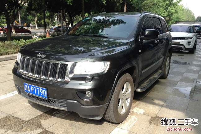 Jeep大切诺基2012款3.6L 豪华导航版