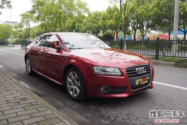 奥迪A5掀背2010款2.0TFSI 舒适型