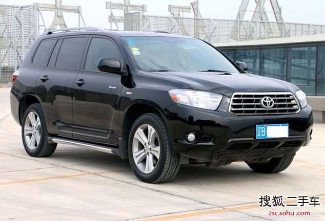 丰田汉兰达2011款2.7L 两驱7座豪华导航版 