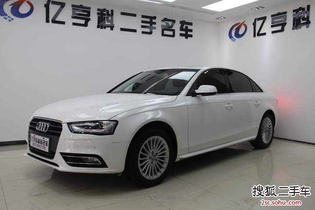 奥迪A4L2015款35 TFSI 自动舒适型