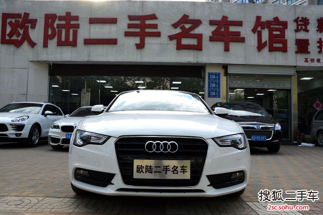 奥迪A5双门2012款2.0T