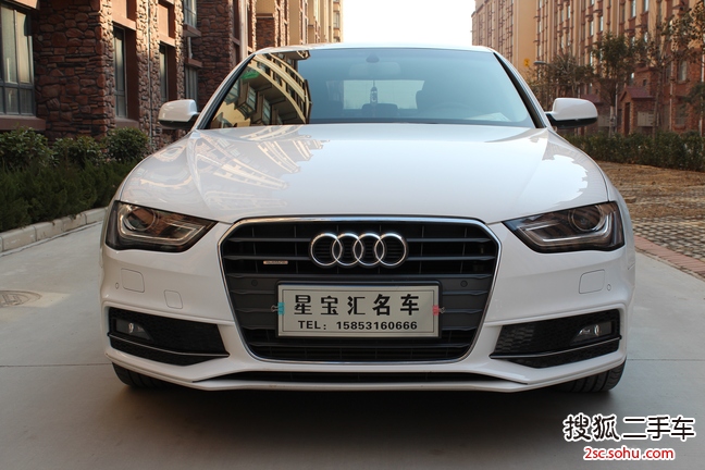 奥迪A4L2013款40 TFSI quattro个性运动型