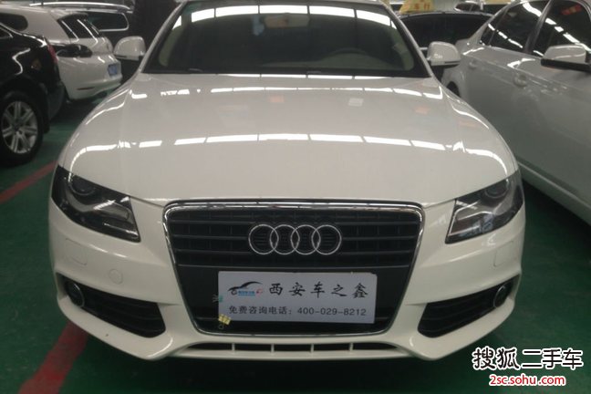 奥迪A4L2012款2.0TFSI 标准型