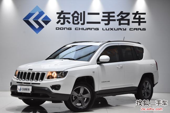 Jeep指南者2014款改款 2.4L 四驱舒适版