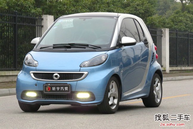 smartfortwo2014款1.0 MHD 硬顶城市光波激情版