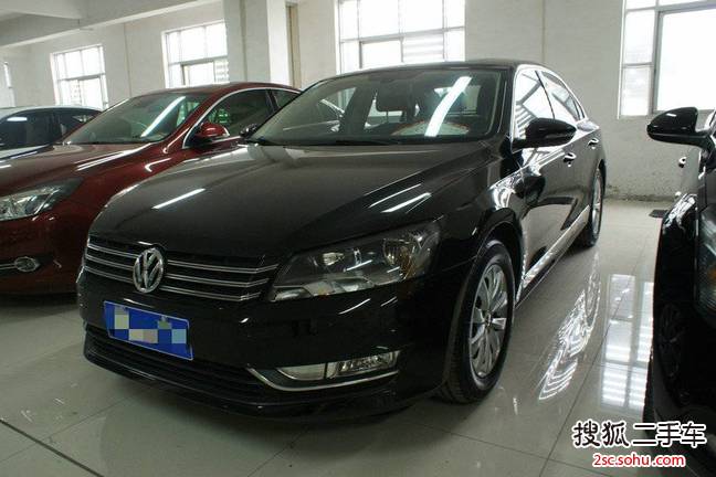 大众帕萨特2013款1.8TSI DSG尊荣版