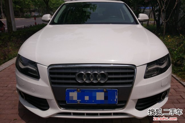 奥迪A4L2009款2.0TFSI 舒适型