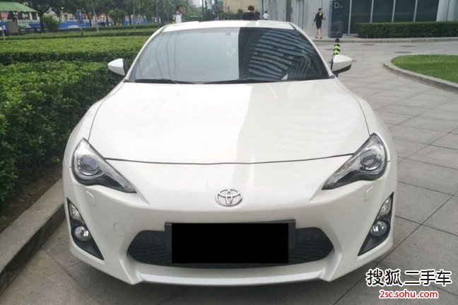 丰田862013款2.0L 自动豪华型 