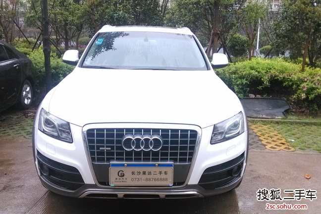 奥迪Q52011款2.0TFSI 豪华型