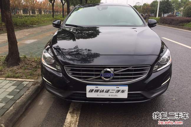 沃尔沃S60L2015款2.0T 智行版