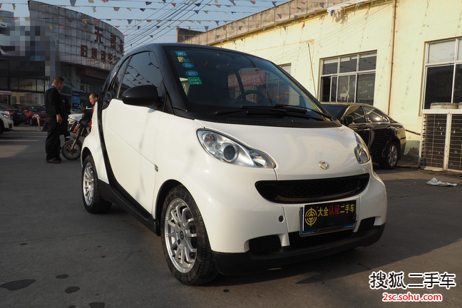 smartfortwo2011款1.0L MHD 硬顶标准版