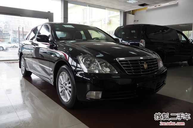 丰田皇冠2008款2.5L Royal 真皮版