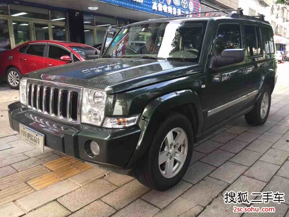 Jeep指挥官2008款5.7L HEMI