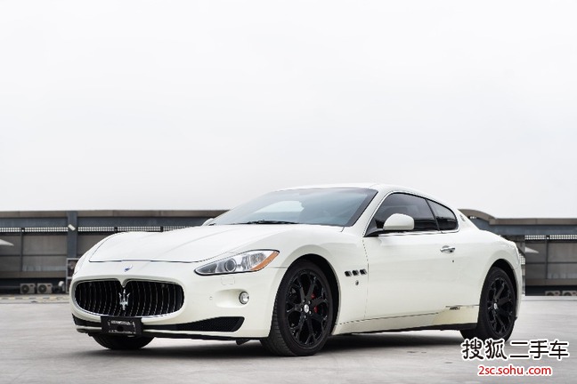 宁波二手玛莎拉蒂GT2012款4.7L MC Stradale价格57万