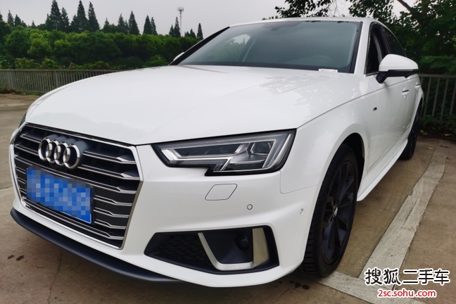 奥迪A4L2019款40 TFSI 时尚型 国V