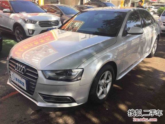 奥迪A4L2013款35 TFSI 自动标准型