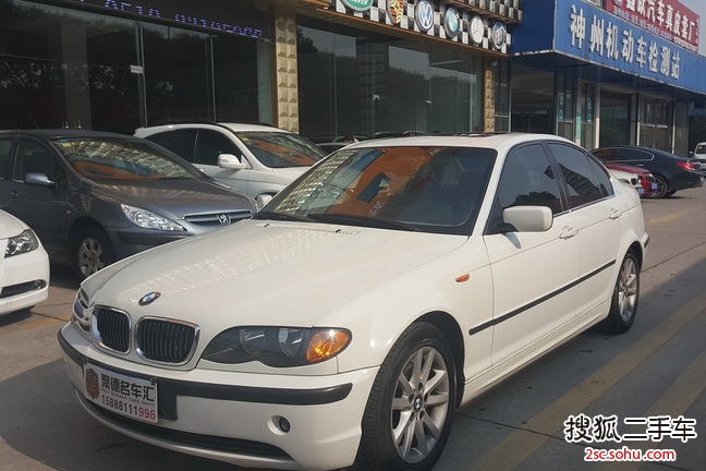 宝马3系2004款325i