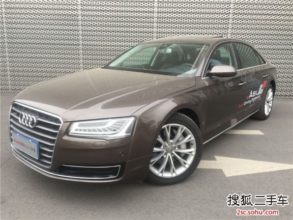 奥迪A8L2014款50 TFSI quattro豪华型