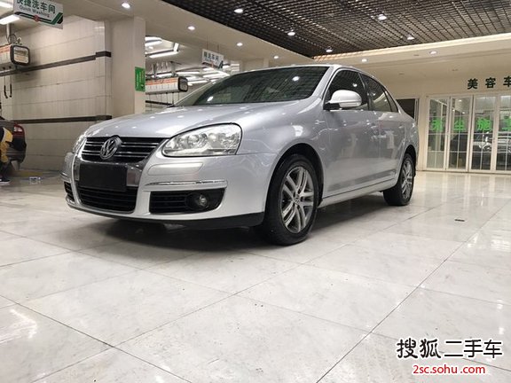 大众速腾2010款1.4TSI 手动豪华型