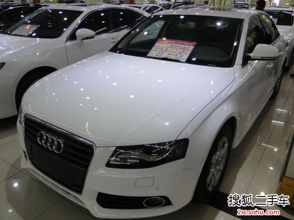 奥迪A4L2009款2.0TFSI 技术型