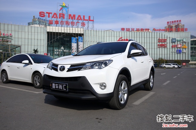 丰田RAV42015款2.0L CVT两驱都市版