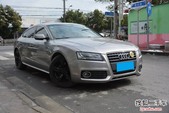 奥迪A5掀背2010款2.0TFSI 豪华型