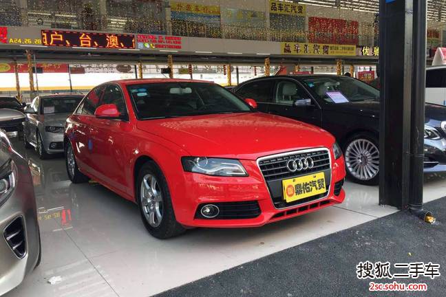 奥迪A4L2011款2.0TFSI 技术型