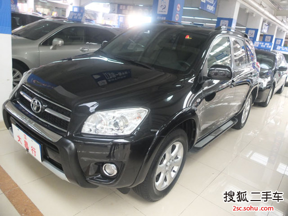 丰田RAV42010款2.4L 自动 豪华升级版