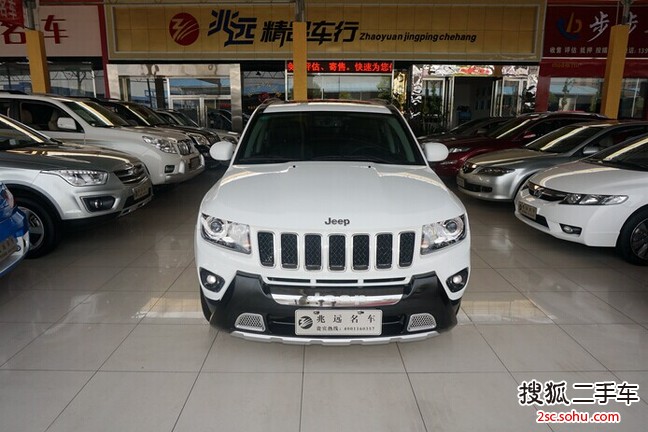 Jeep指南者2014款2.4L 四驱蛇行珍藏版