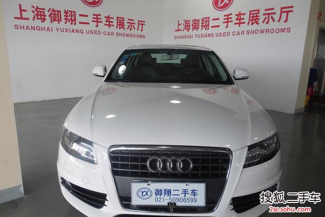 奥迪A4L2010款2.0TFSI 运动型