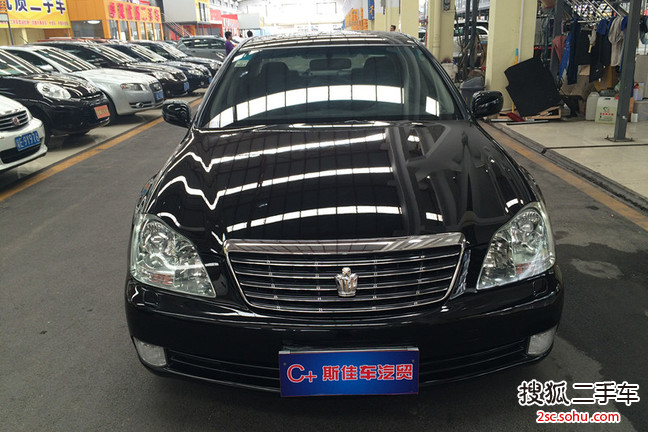 丰田皇冠2008款2.5L Royal 真皮版