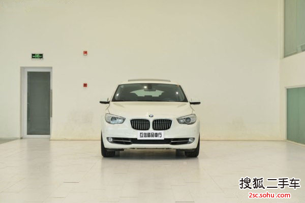 宝马5系GT2013款535i 豪华型