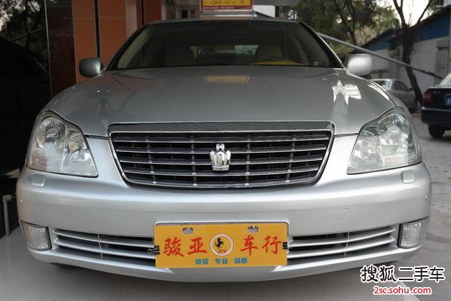 丰田皇冠2008款2.5L Royal 真皮版