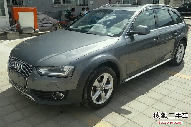 奥迪A4 allroad2013款40 TFSI allroad quattro 豪华型 