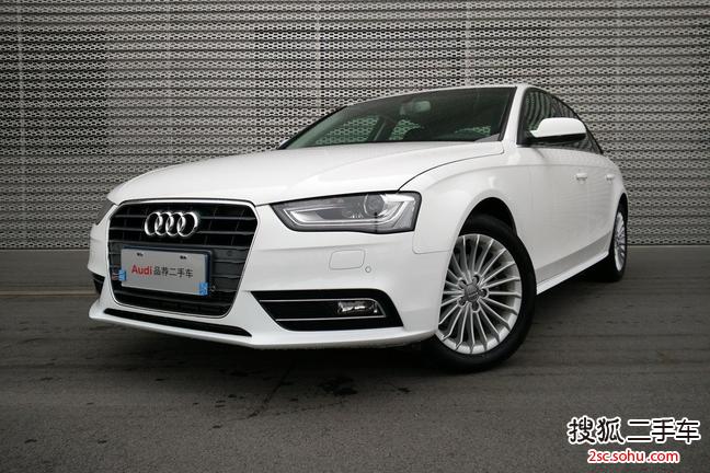 奥迪A4L2013款35 TFSI 自动豪华型