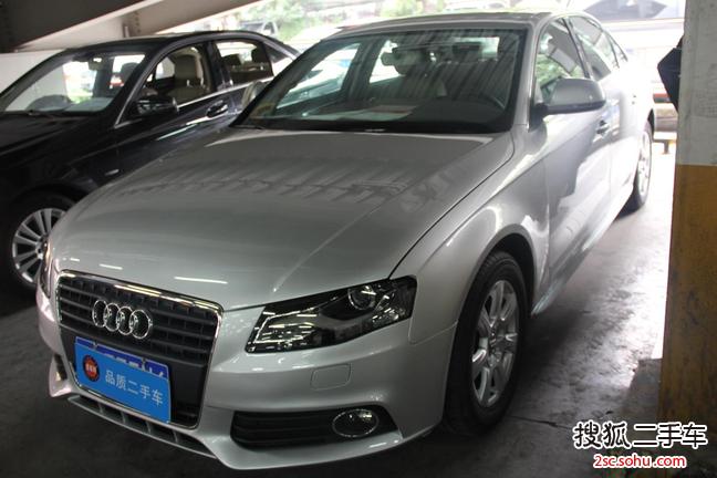 奥迪A4L2009款2.0TFSI 舒适型