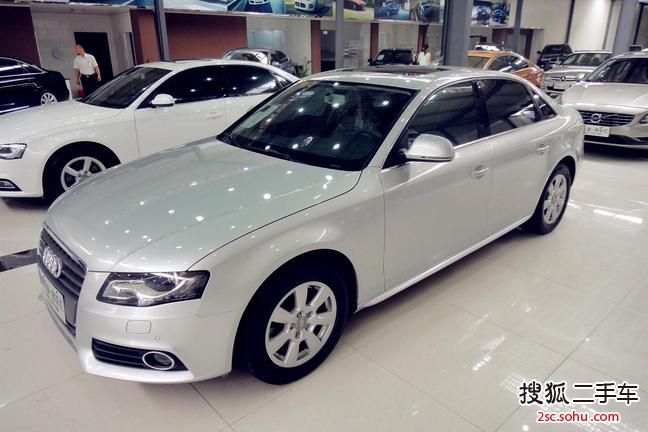 奥迪A4L2012款2.0TFSI 舒适型