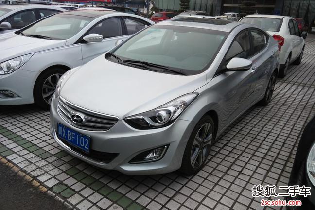 现代朗动2015款1.6L 自动尊贵型