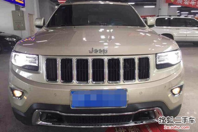 Jeep大切诺基2014款3.0L 旗舰尊悦版