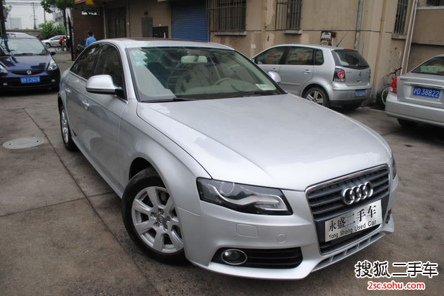 奥迪A4L2009款2.0TFSI 舒适型